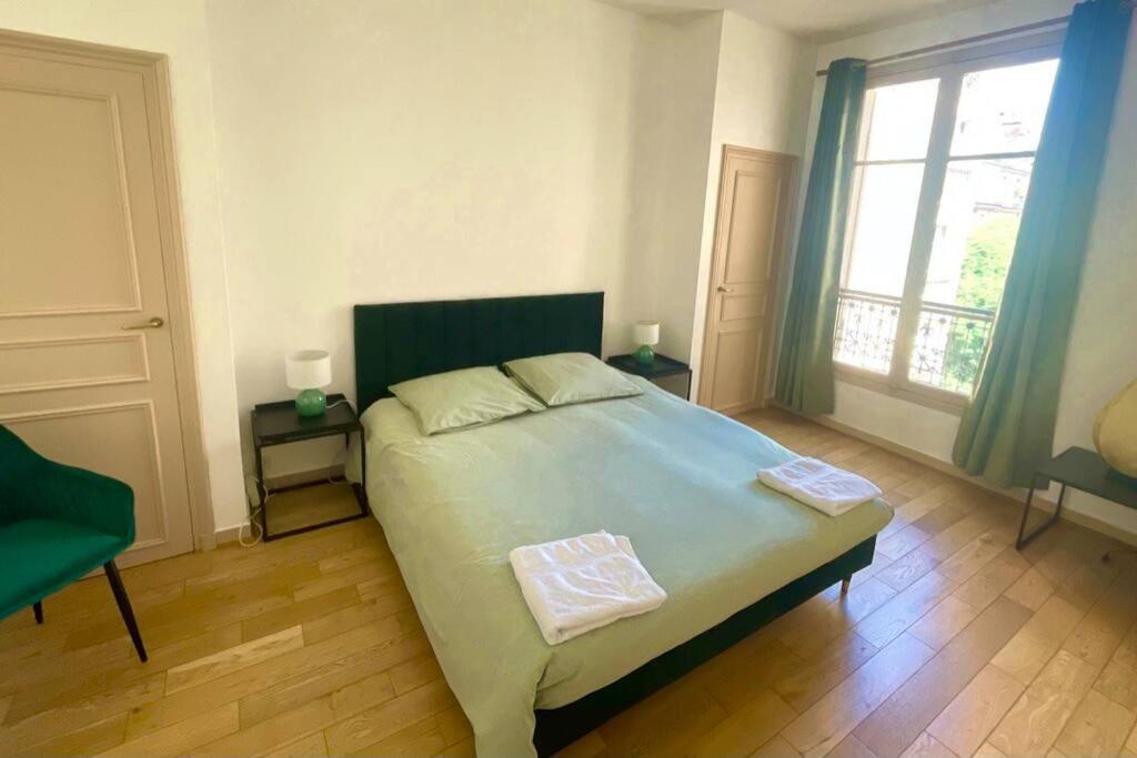 Gustave - Charming Eiffel Tower Appartement - Paris Exteriör bild