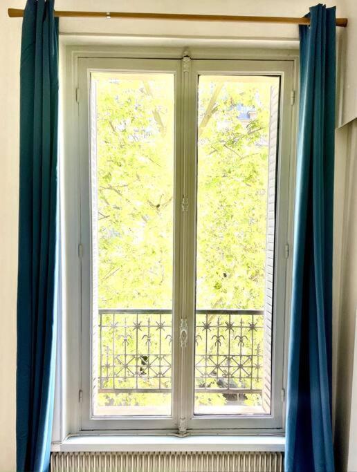 Gustave - Charming Eiffel Tower Appartement - Paris Exteriör bild